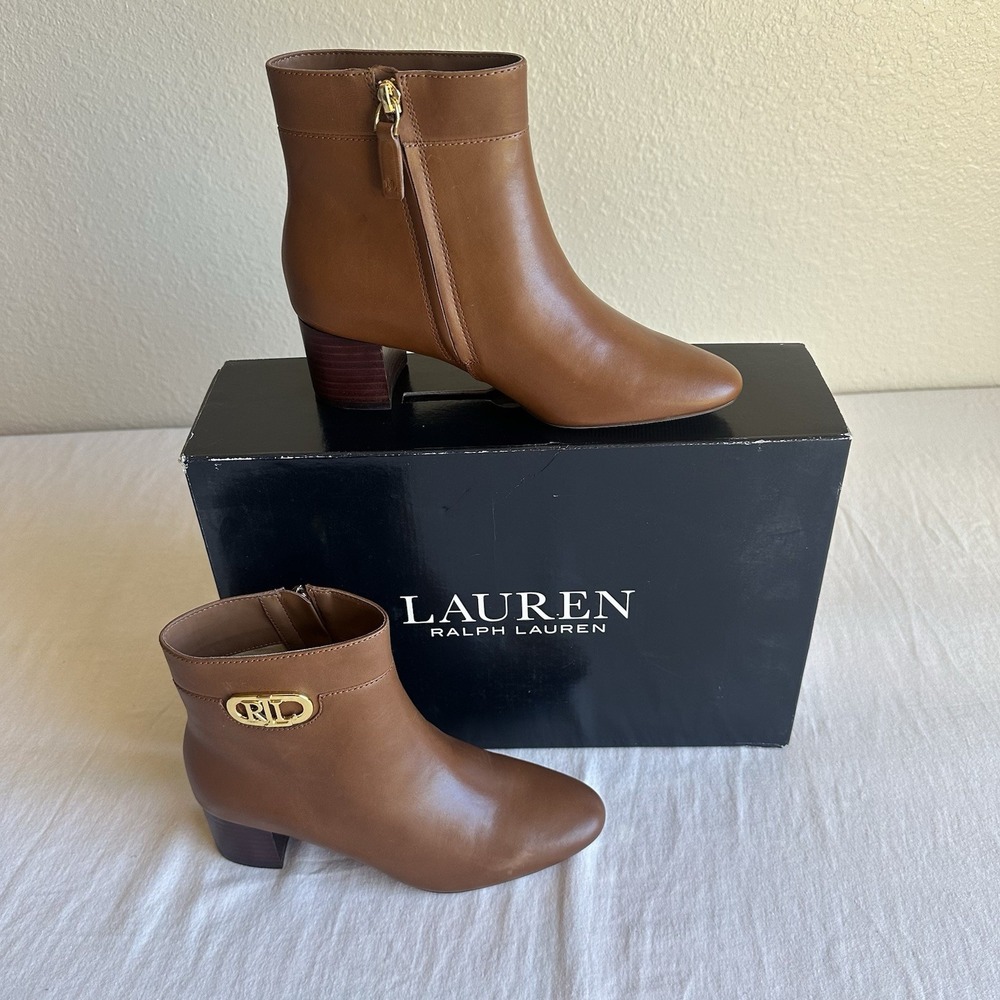 NWB Lauren Ralph Lauren Wynne Burnished Calf Leather Bootie Polo Tan Women 5.5 B